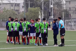 Saludo de los equipos
